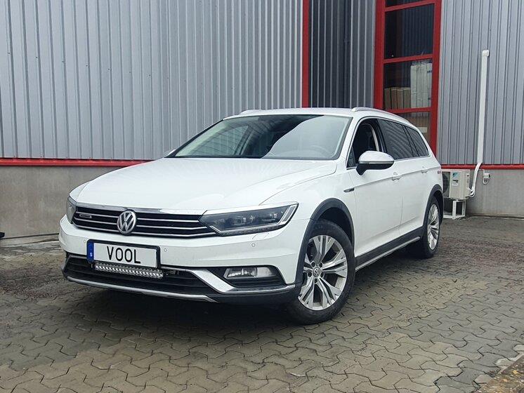 Modellanpassat Belysningspaket med LED-Ljusramp - VW Passat B8 2015-2019