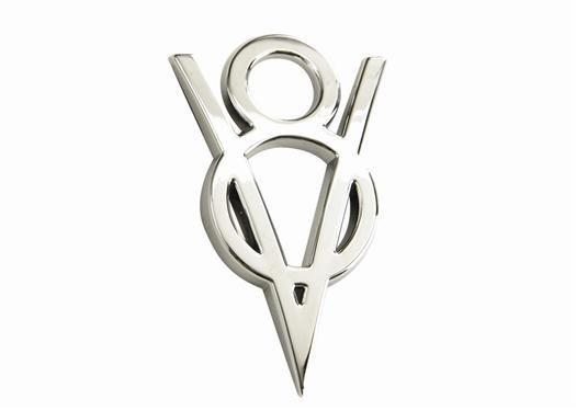 emblem "V8"